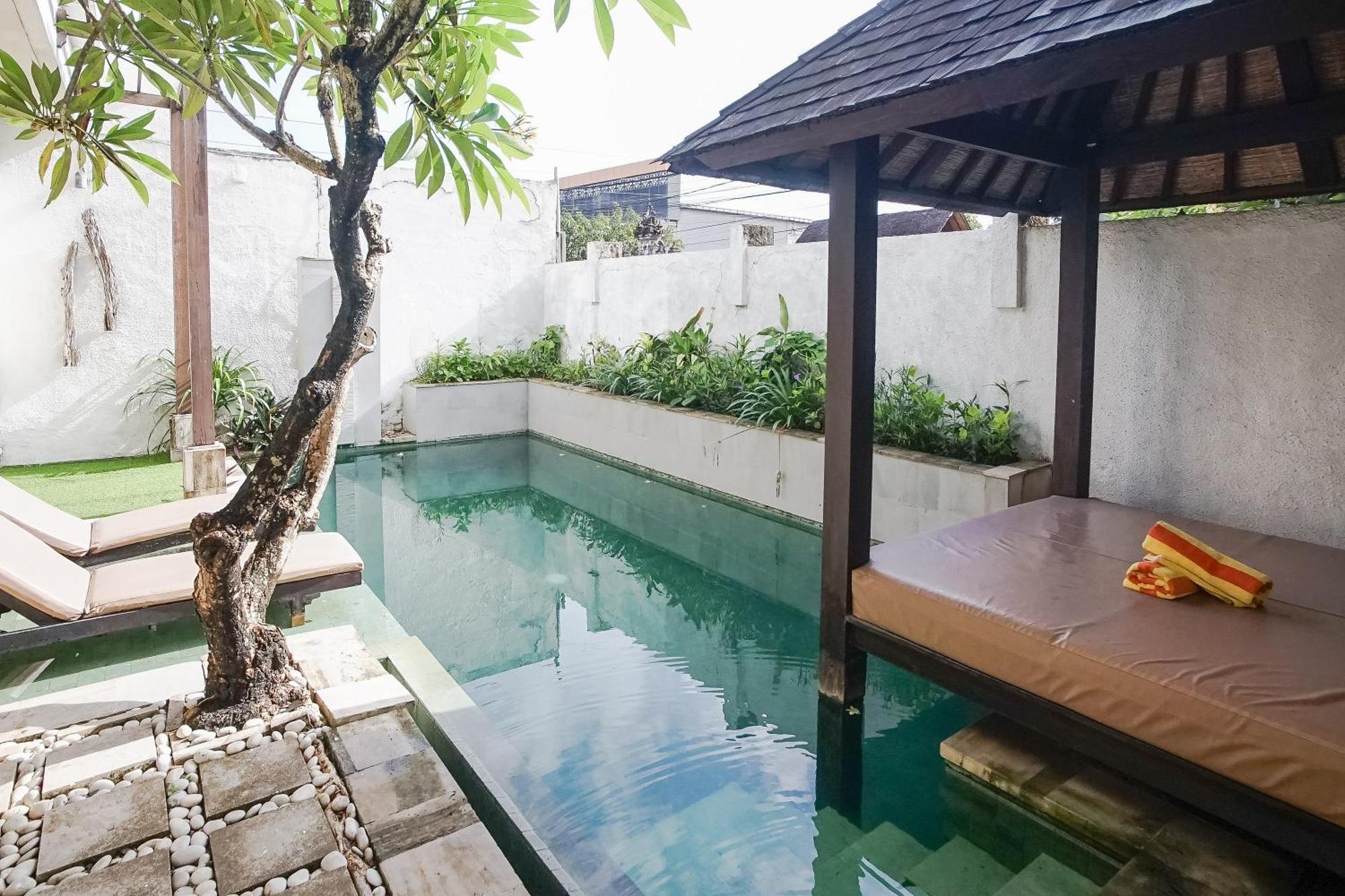 Queen Rose Villa & Spa Jimbaran  Bagian luar foto