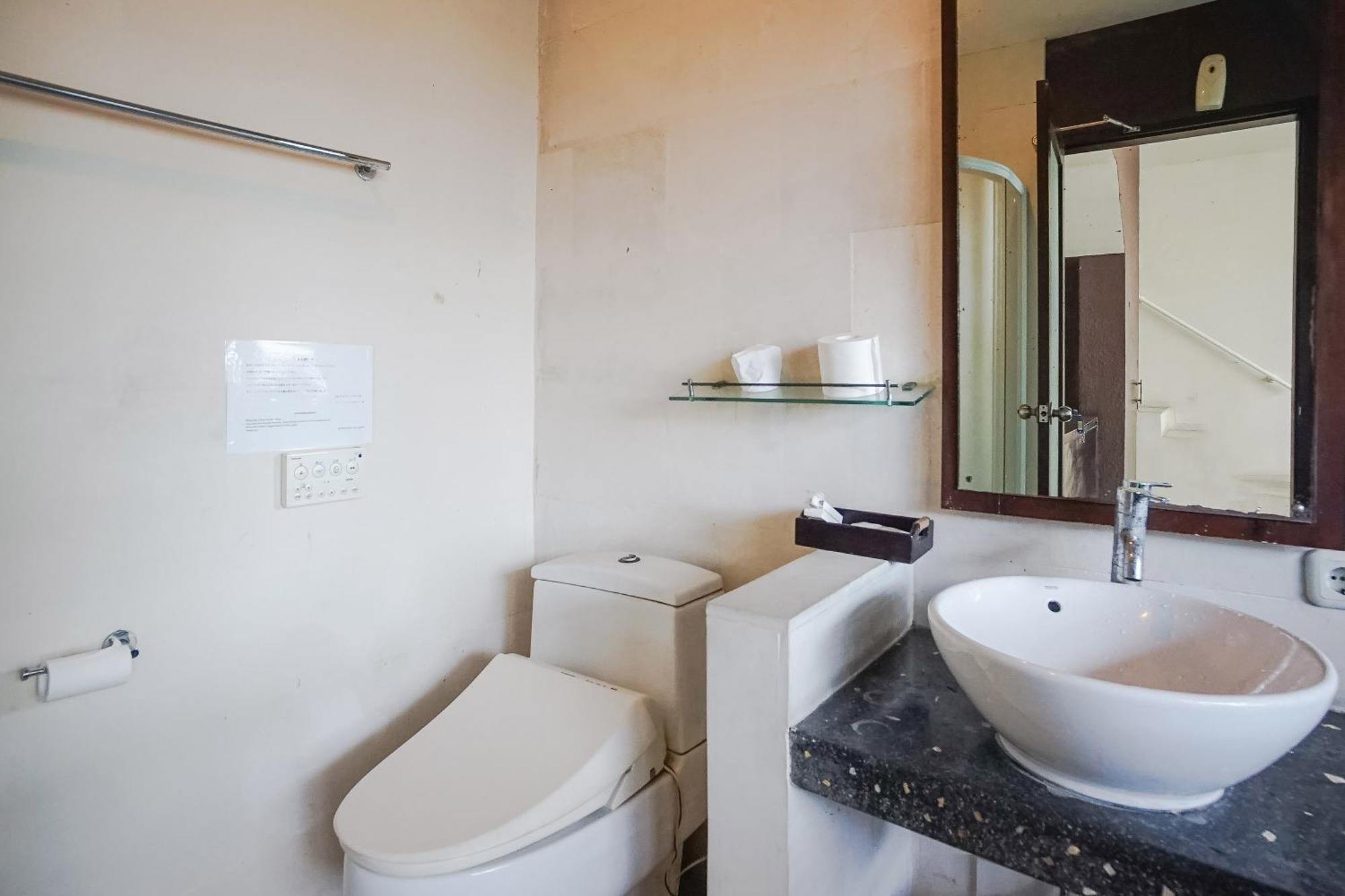Queen Rose Villa & Spa Jimbaran  Bagian luar foto